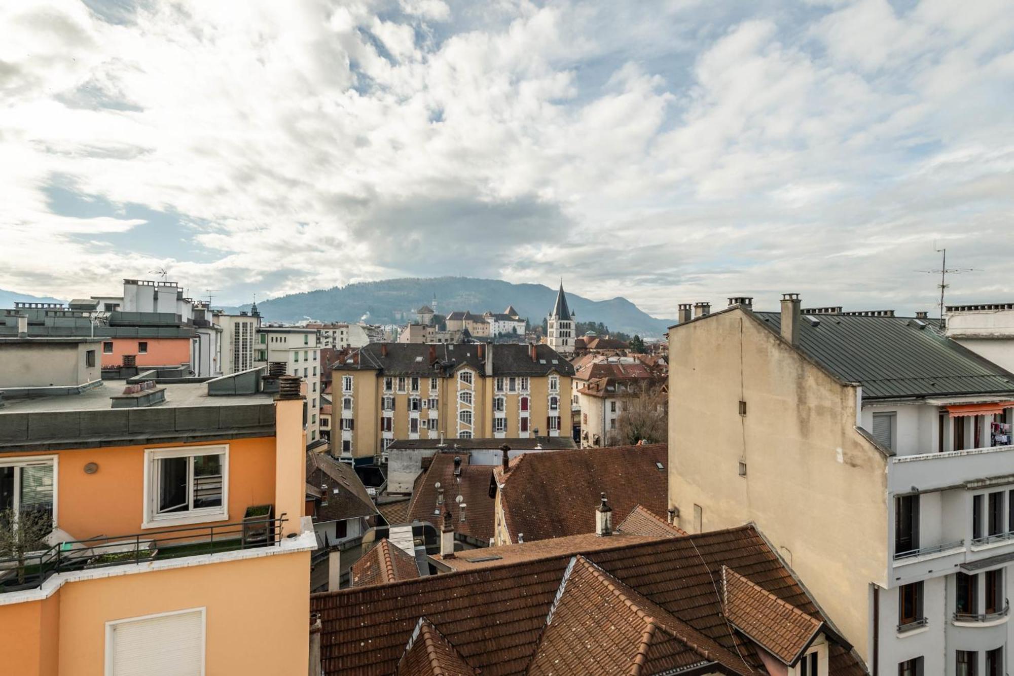 Le Beau Marcy - Contemporary City Centre Flat Annecy Exteriör bild