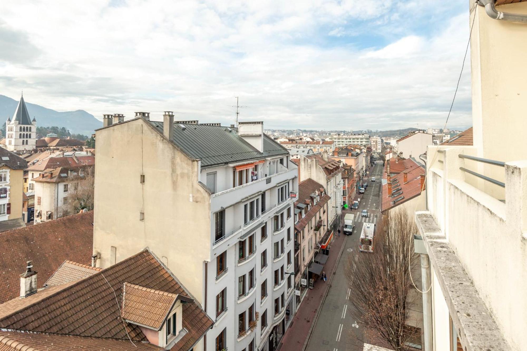 Le Beau Marcy - Contemporary City Centre Flat Annecy Exteriör bild